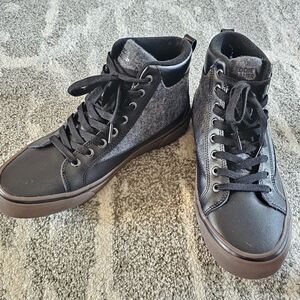 Eddie Bauer Black and Gray Mid-Top Sneakers
